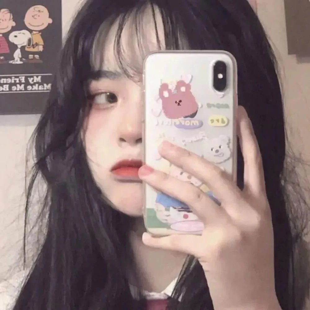 下山后，我被四个绝色师姐包围了